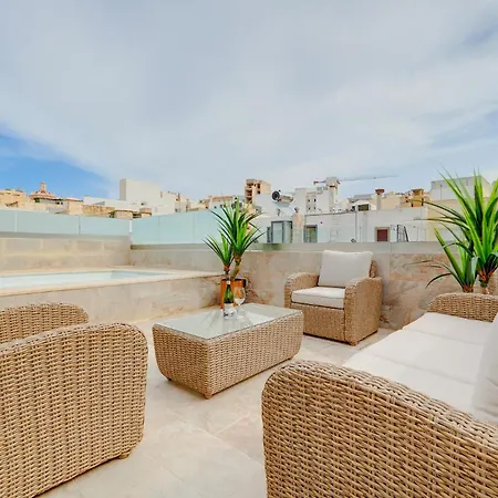 펜션 Lux Traditional Townhouse Rooftop Pool In 슬리에마