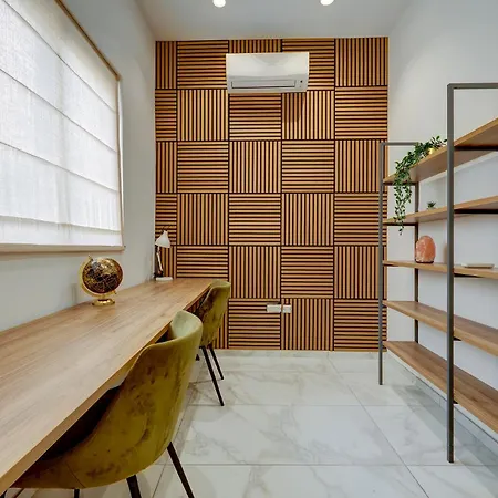 펜션 Lux Traditional Townhouse Rooftop Pool In