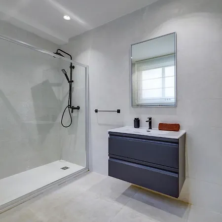Lux Traditional Townhouse Rooftop Pool In * Sliema