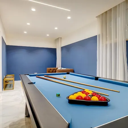 Lux Traditional Townhouse Rooftop Pool In * Sliema