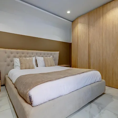 펜션 Lux Traditional Townhouse Rooftop Pool In